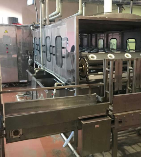 Лінія розливу води 18,9 літрів (700 бут/год)